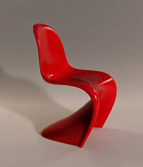 Panton_Chair_credit_Holger_Ellgaard