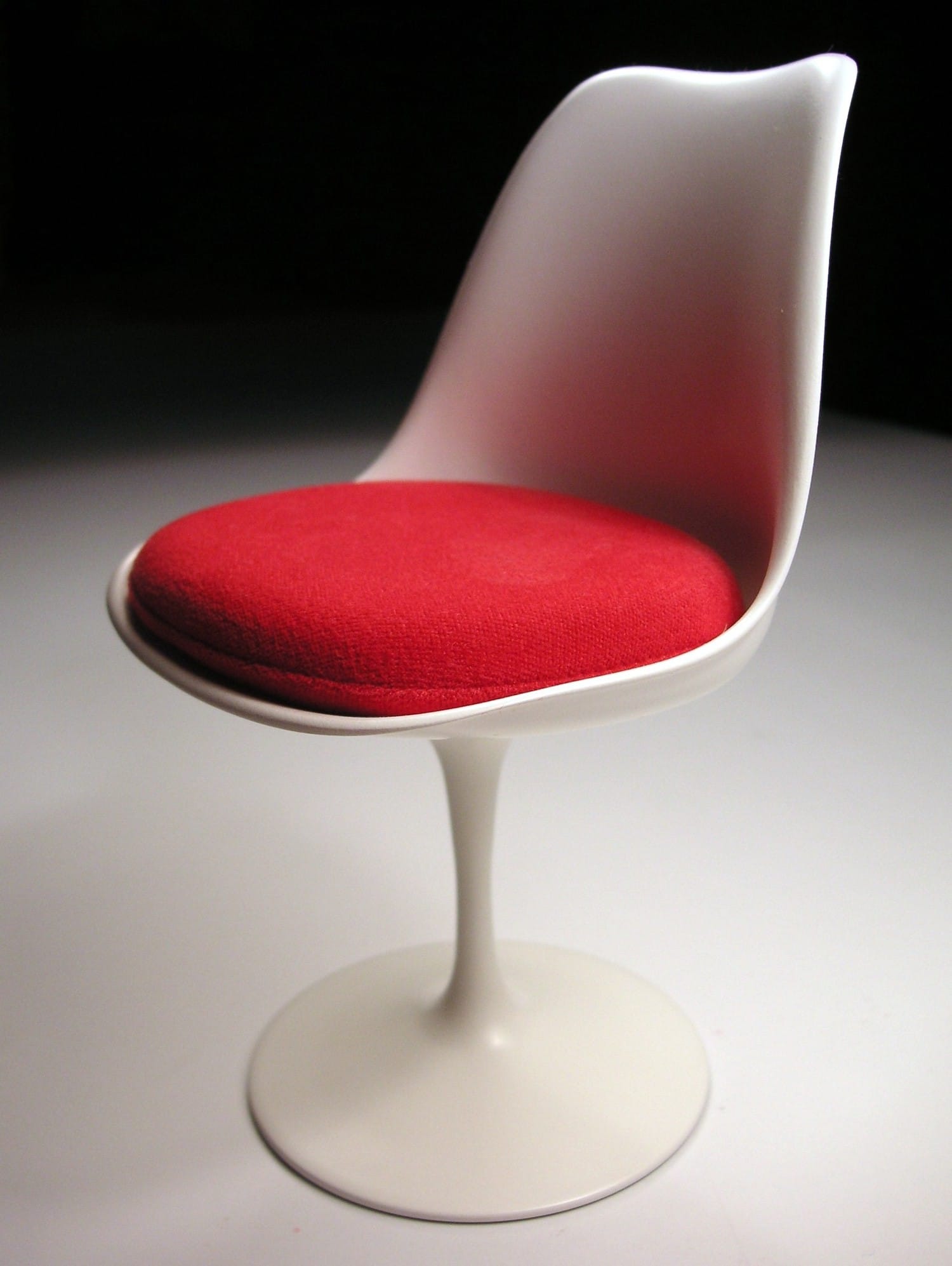 TULIP_Chair_credit_Holger_Ellgaard