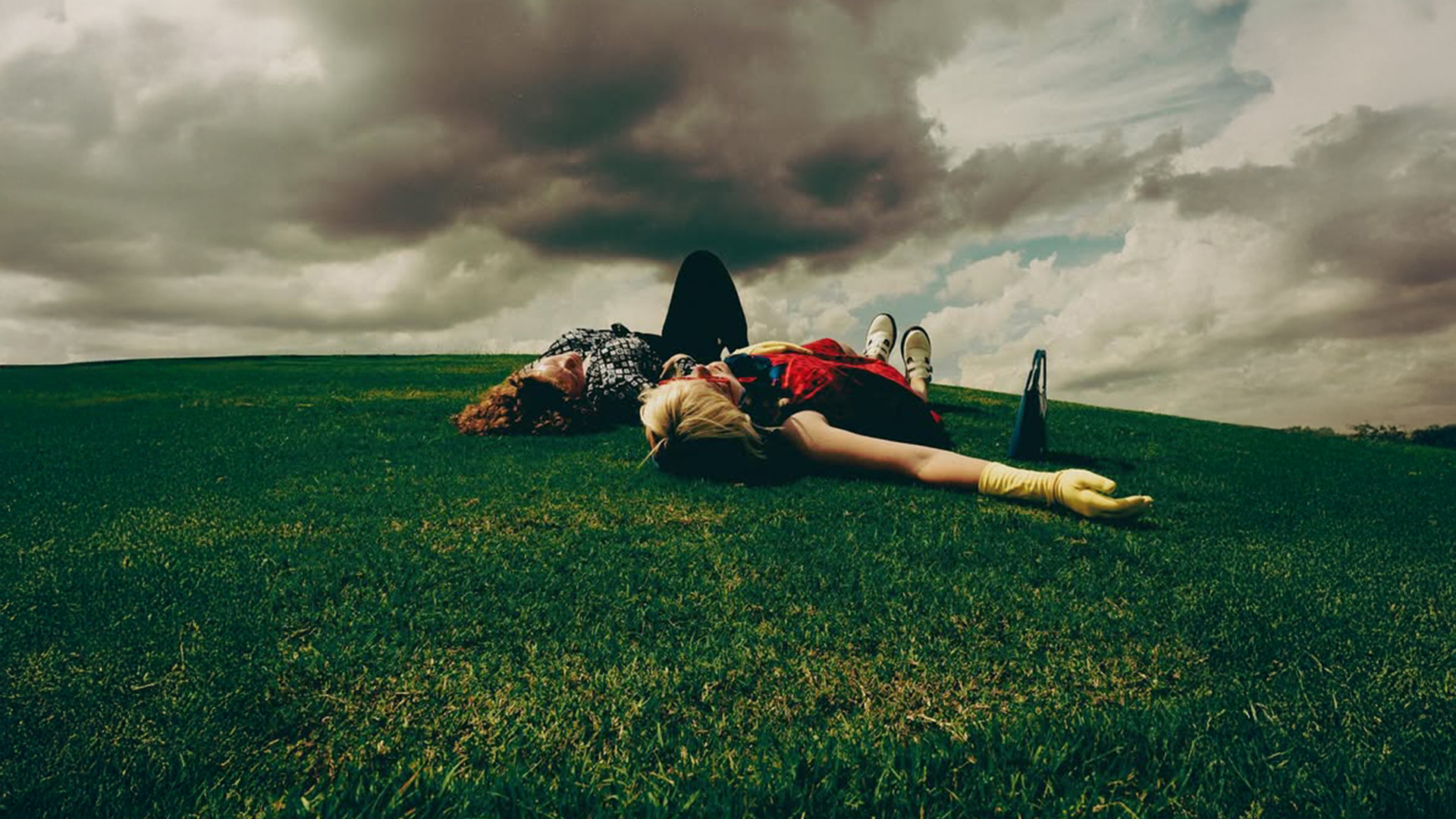 Girl Tones: Sibling Rivalry and Teenage Angst Wrapped in Retro Indie Pop