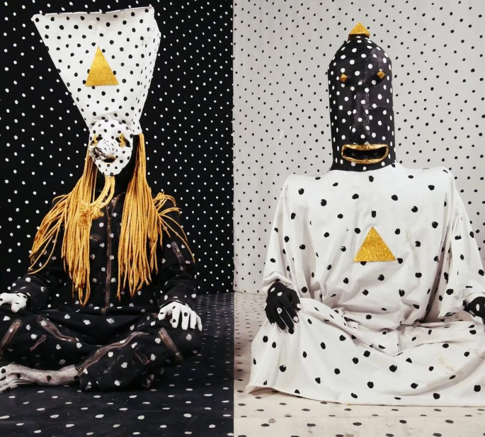 Angine de Poitrine Bend the Rules on Every Level