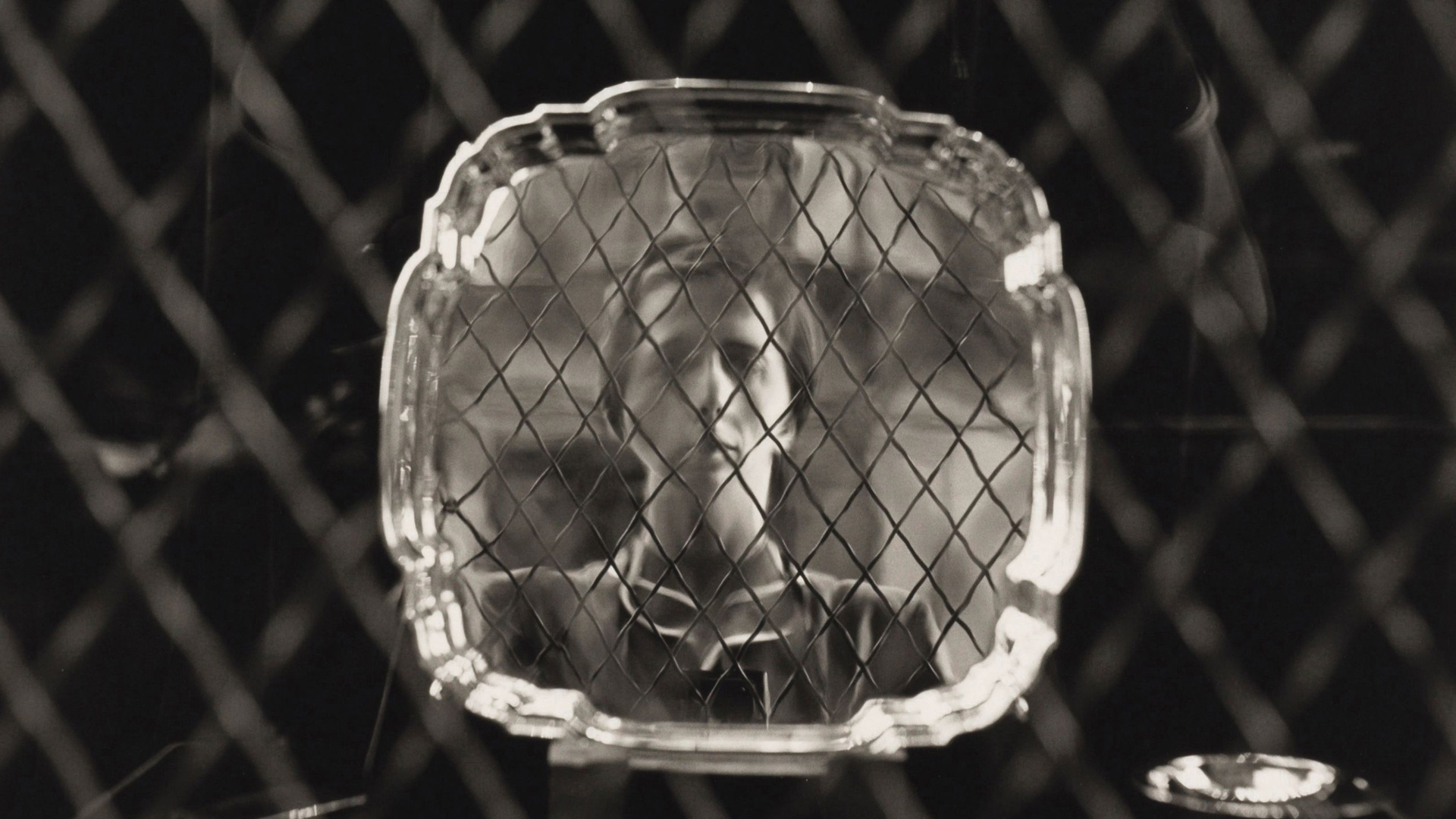 The Poetry of Everyday Life Through Vivian Maier’s Photography