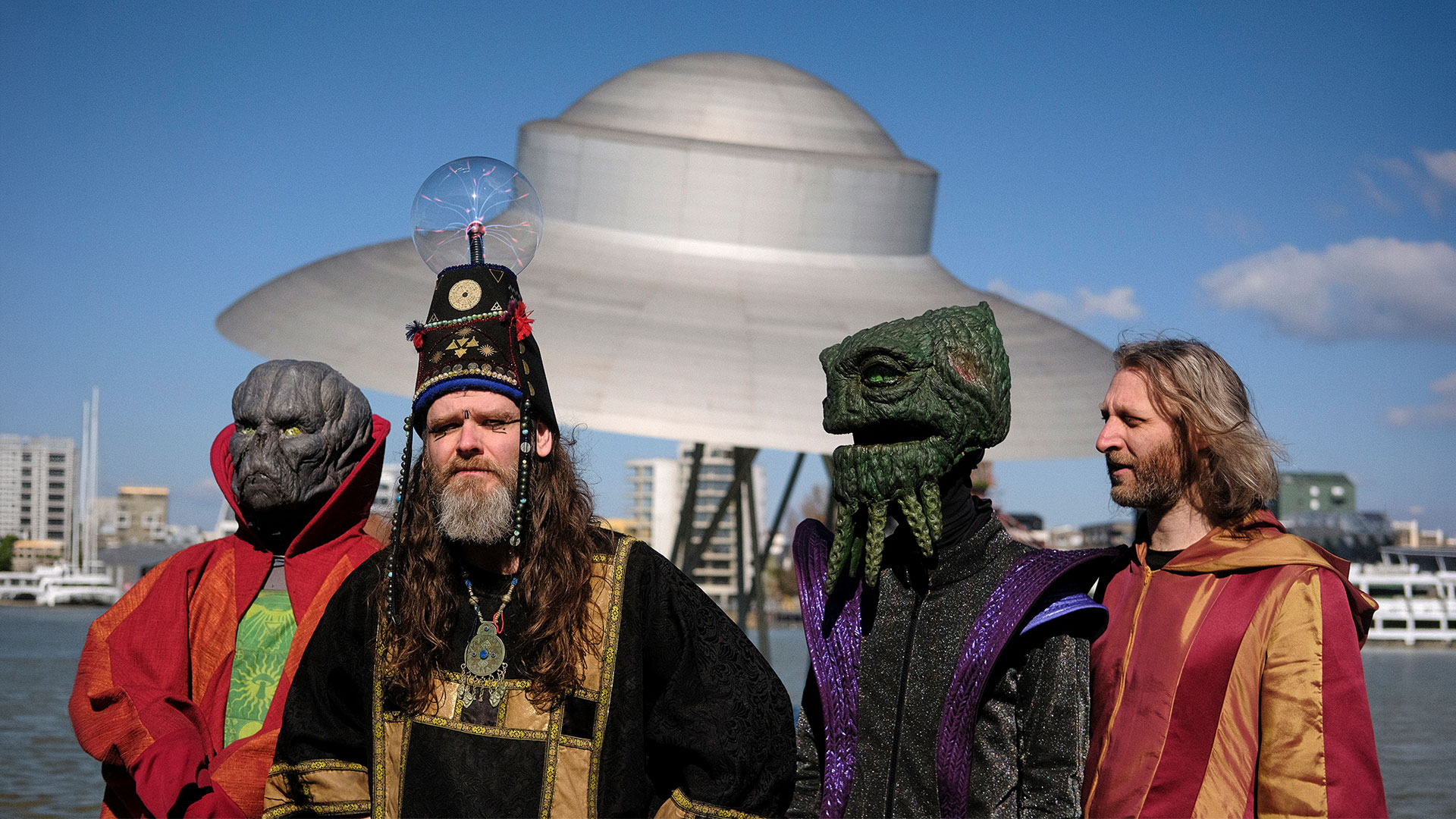 Henge Bring a Little Piece of the Cosmos to Earth