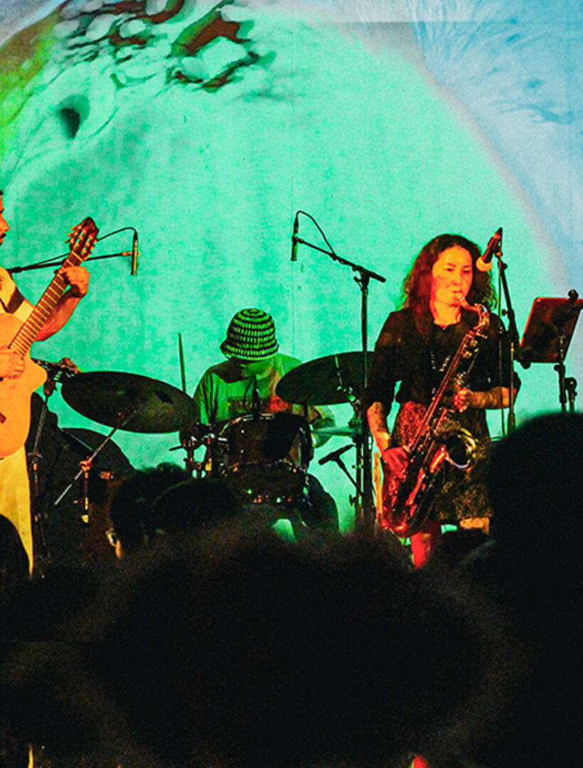 Orbital Ensemble Refuse to Sit Still on Contínua